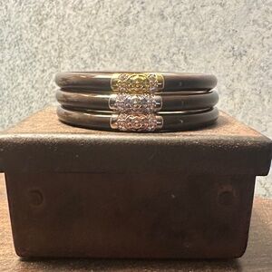 Elegant Gold and Silver Bangle Set